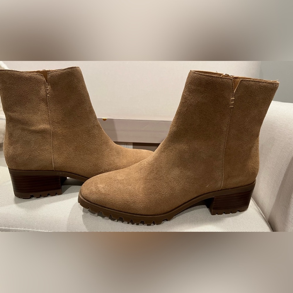 Crown Vintage Brown Suede Ankle Booties